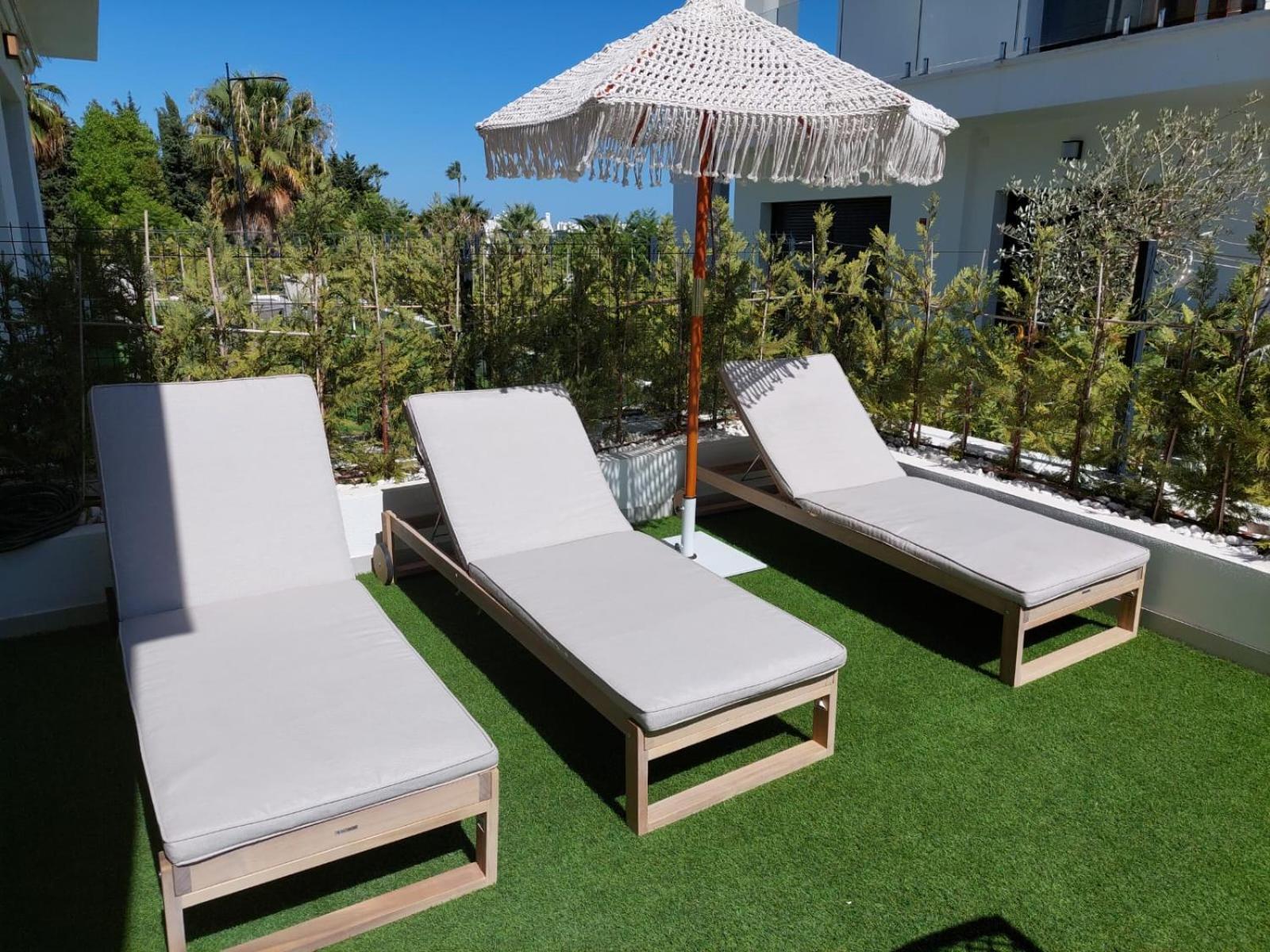 Los Miradores Del Sol By Mar Holidays Estepona Exterior photo